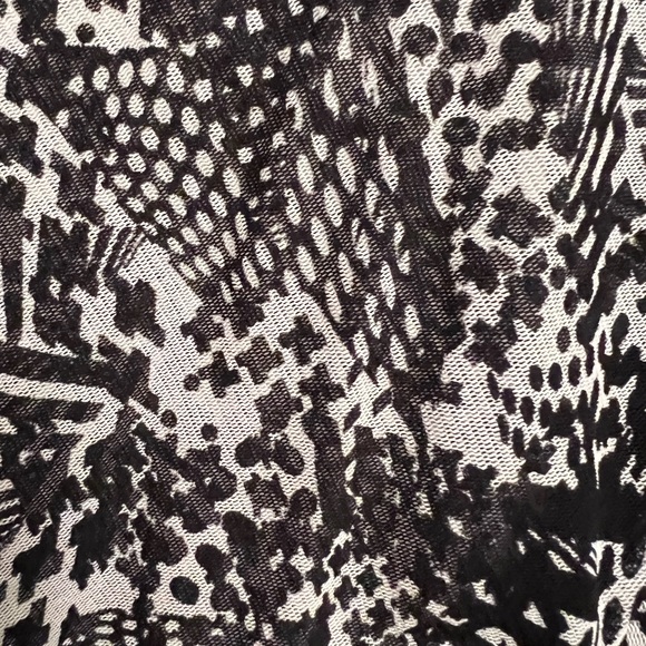 ๐ผ2/$12 George Ladies XL Top - Picture 4 of 6